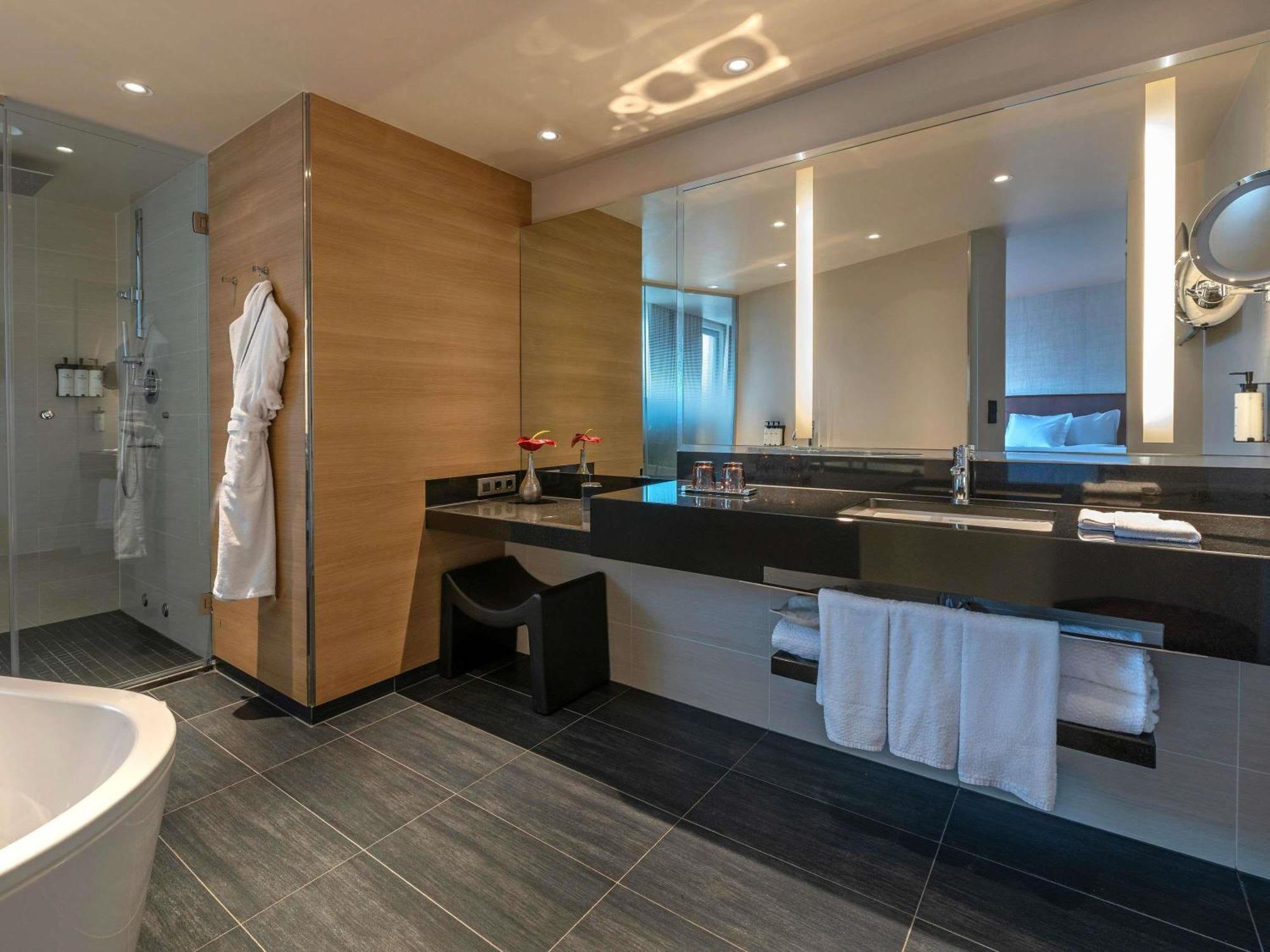 Sofitel Le Grand Ducal Hotel 5*